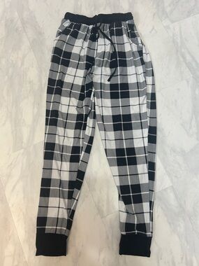 Ladies size large plaid pj bottoms
